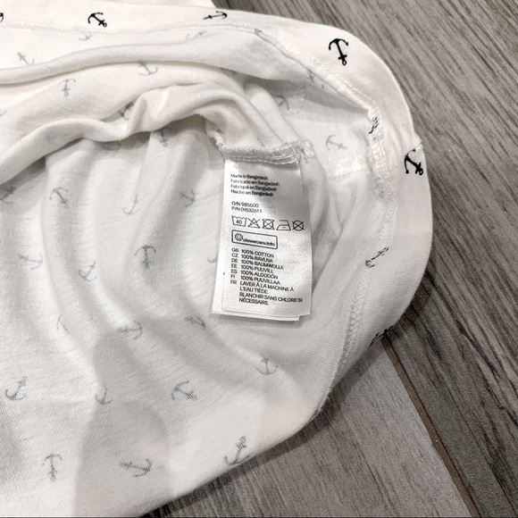 ‼️Add on for $5‼️ H&M Women’s Organic Cotton Tee - Picture 7 of 7